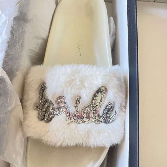 Betsey Johnson bedazzled Bridal Slides - Picture 12 of 13